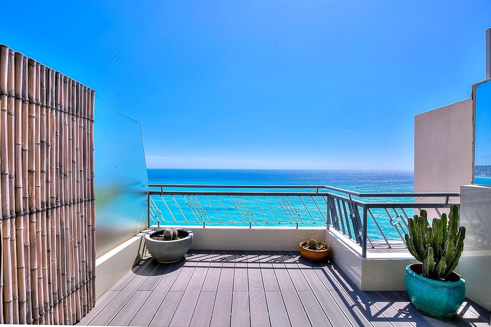Appartamento Le Florentina, Dernier Etage Avec Terrasse, Vue Sur La Baie Des Anges