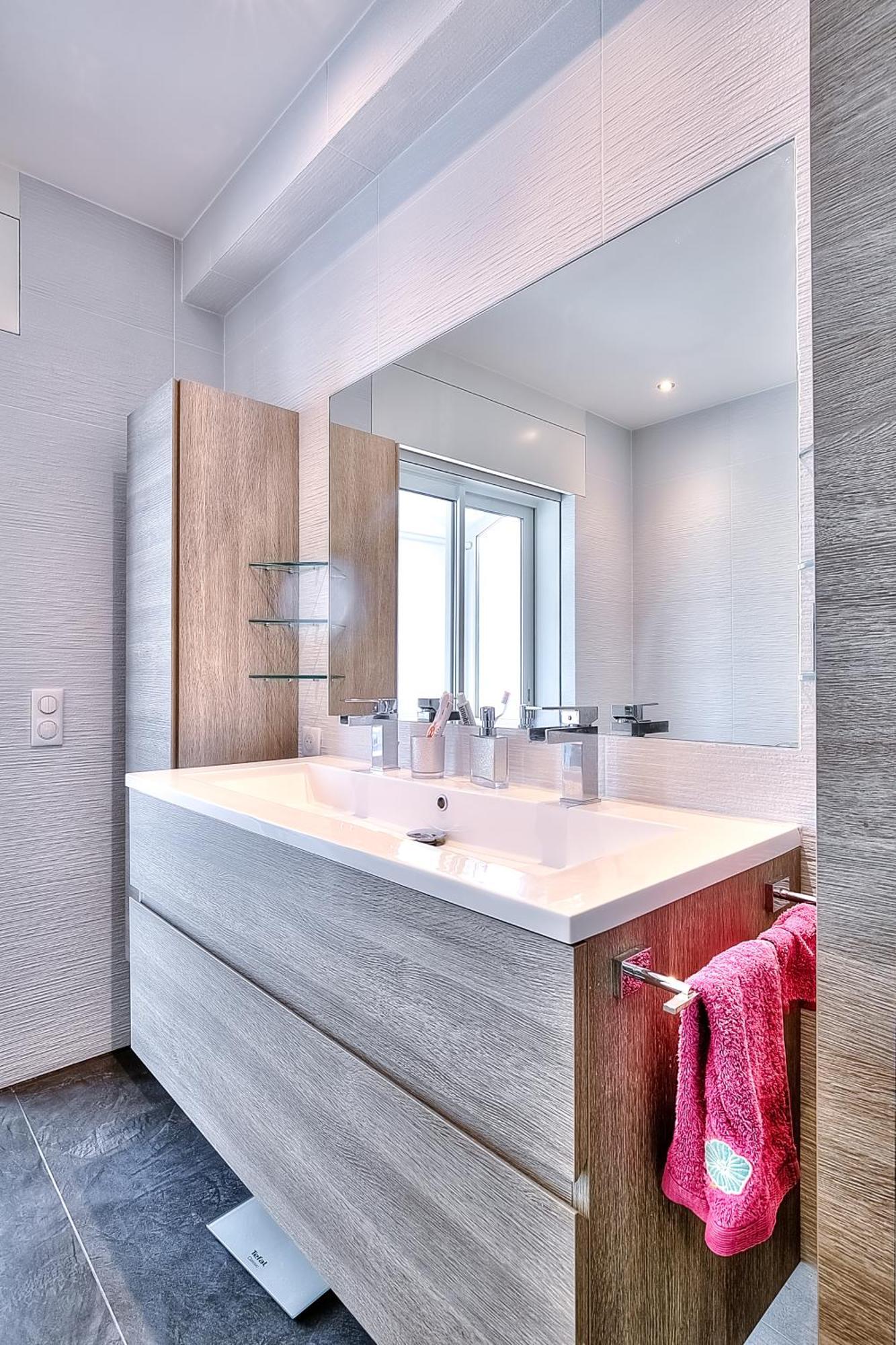 Appartamento Le Florentina, Dernier Etage Avec Terrasse, Vue Sur La Baie Des Anges Nizza
